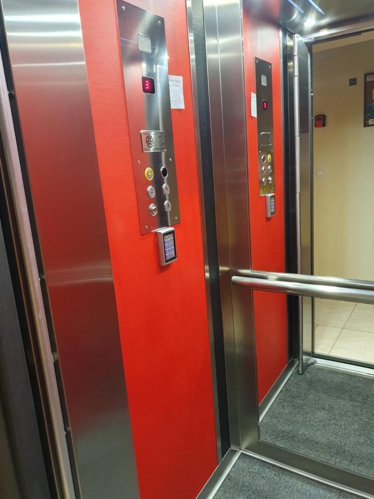 Apartmani Vesna Luxury Ap 5 & 6 Paralia Bagian luar foto